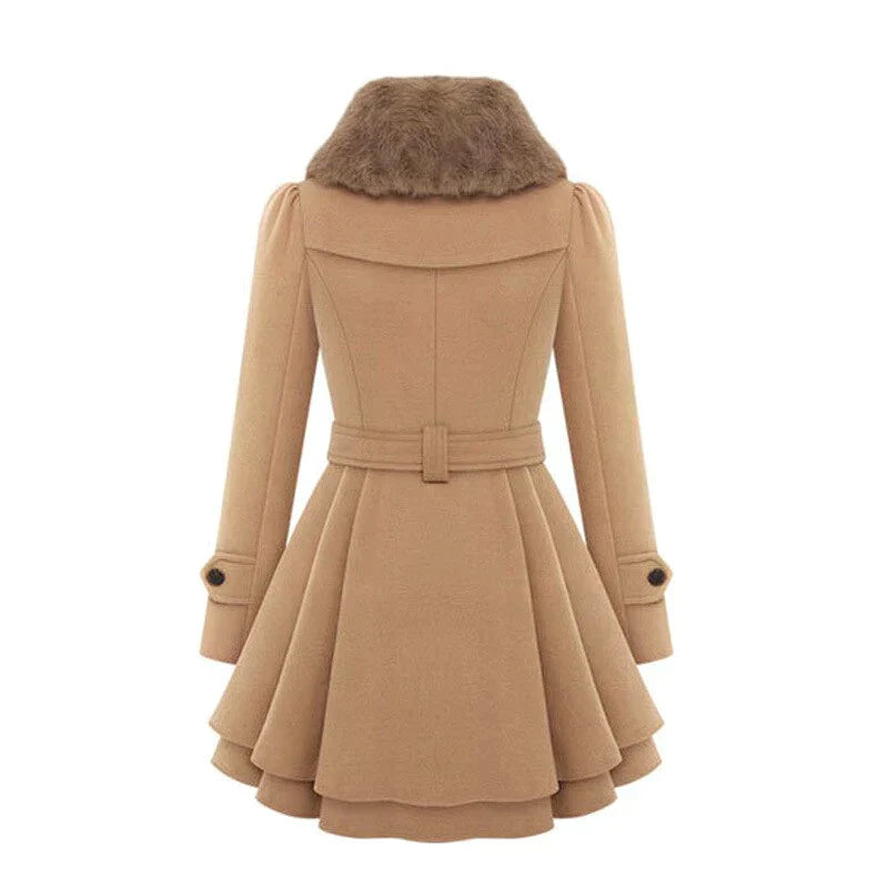 Lara | Stilfuld trenchcoat med vegansk pelskant – elegance og varme i ét