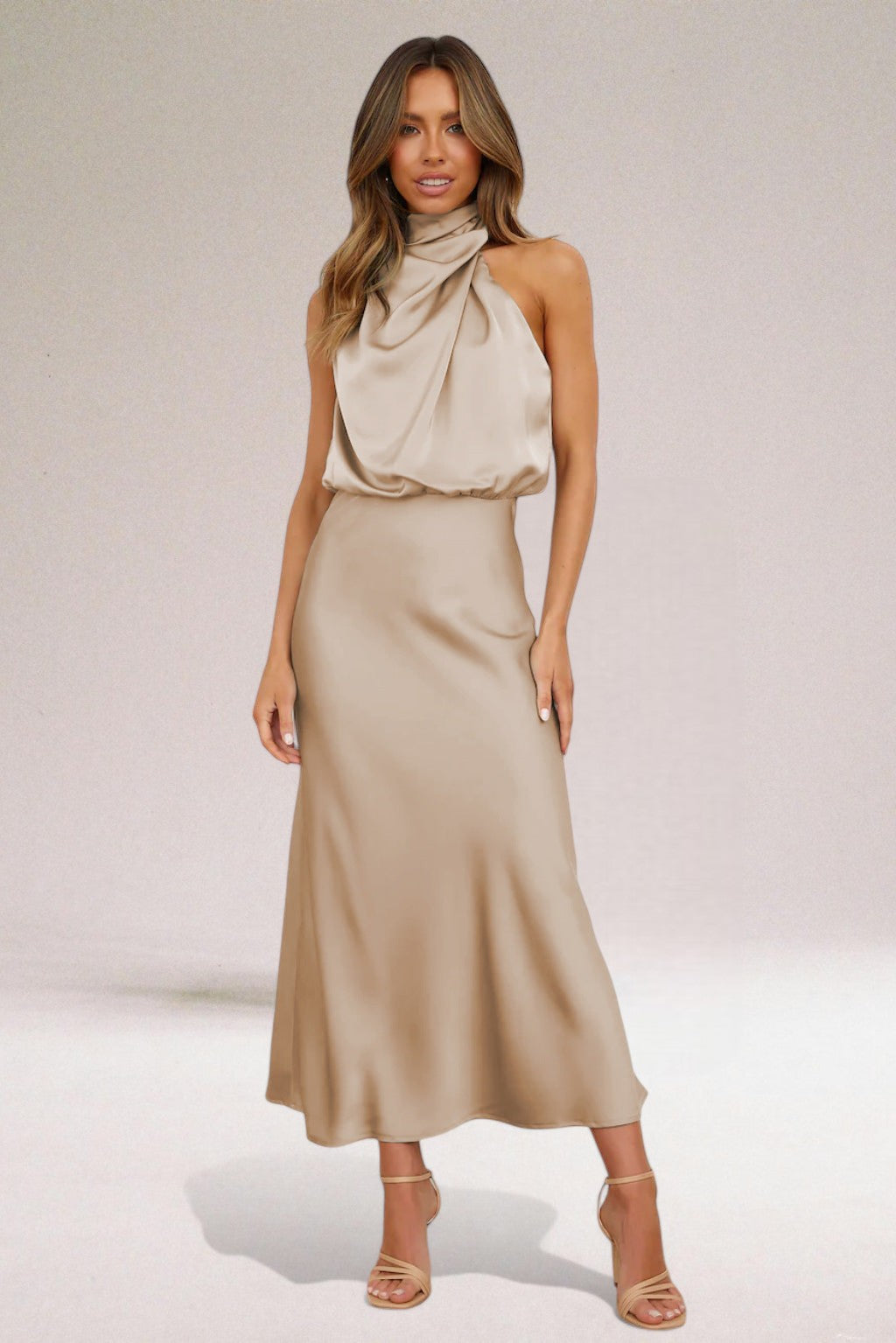 ✨Lennora™ | Satin Kjole med Halterneck