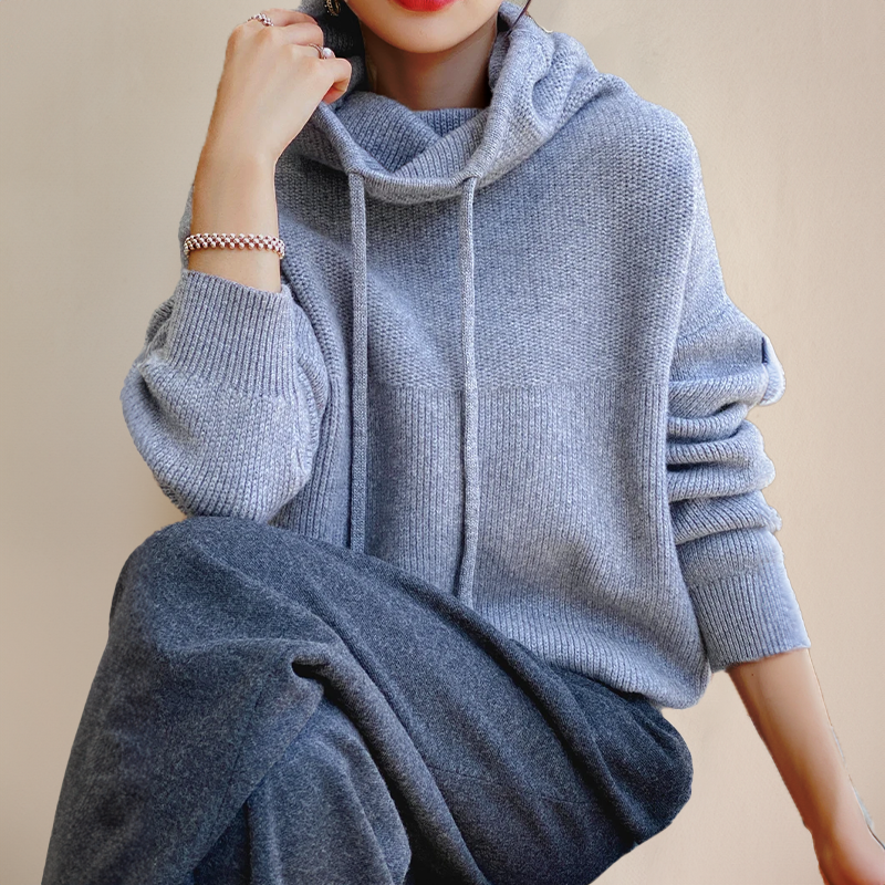 đ Sofia⢠| Elegant & Komfortabel Rullekravebluse