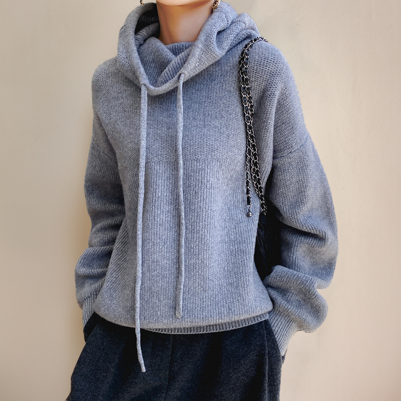 đ Sofia⢠| Elegant & Komfortabel Rullekravebluse