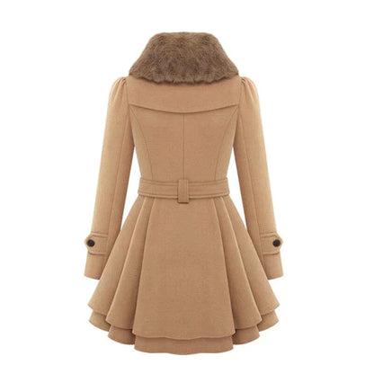 Lara | Stilfuld trenchcoat med vegansk pelskant – elegance og varme i ét